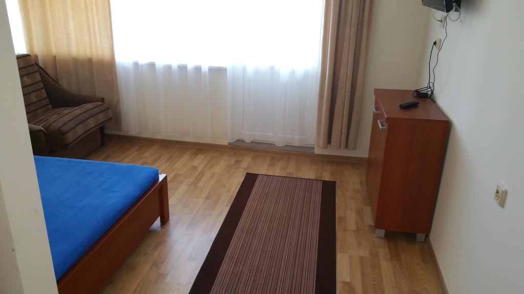Pas Roma Hotel ซเวนตายิ ภายนอก รูปภาพ