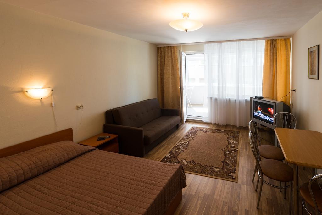 Pas Roma Hotel ซเวนตายิ ภายนอก รูปภาพ