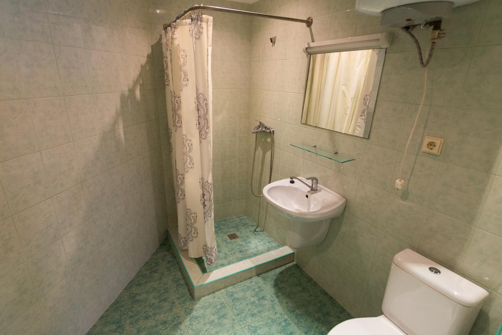 Pas Roma Hotel ซเวนตายิ ภายนอก รูปภาพ